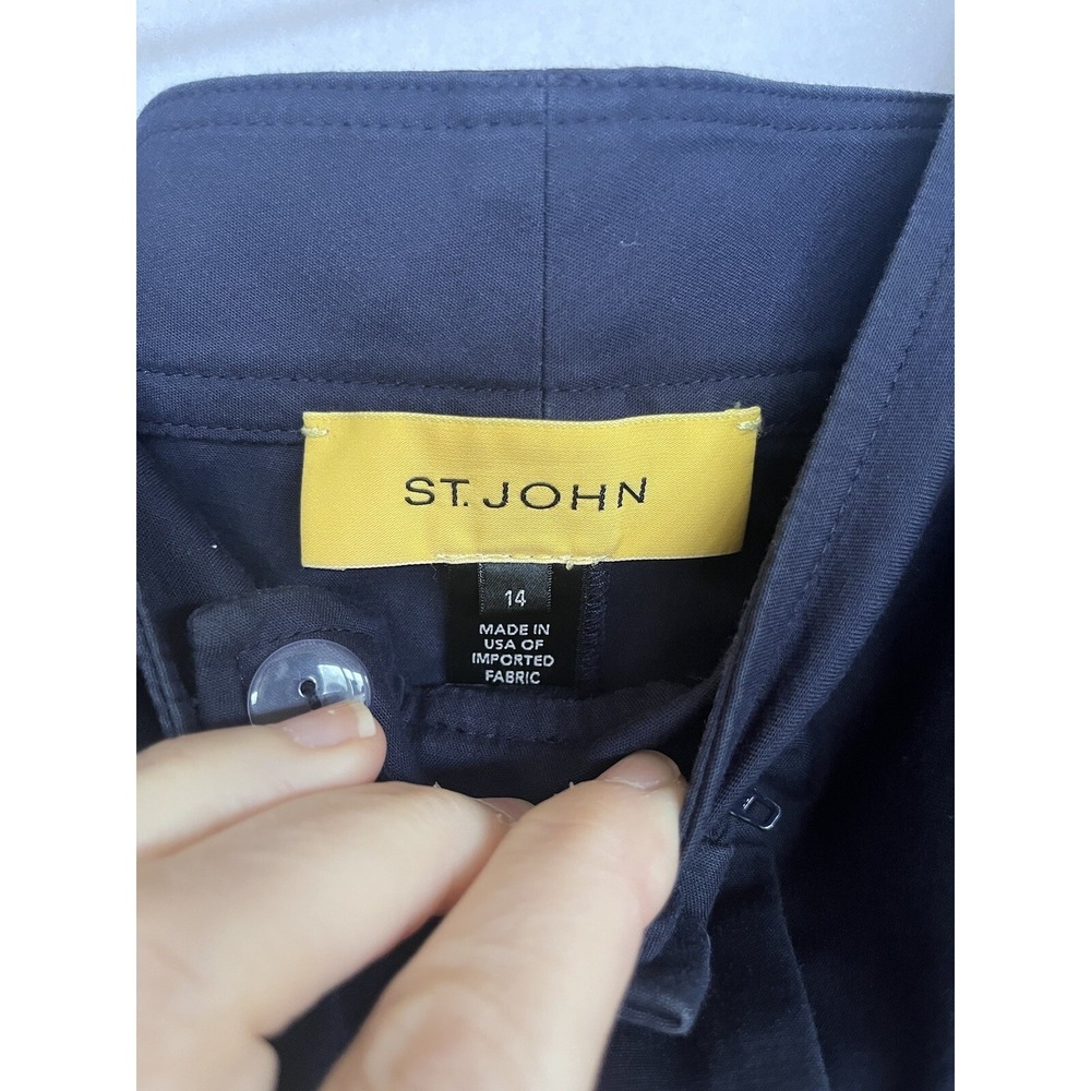 St John Flat Front Shorts Navy Blue Stretch Chino  Casual Bermudas Womens Sz 14 - Picture 3 of 6